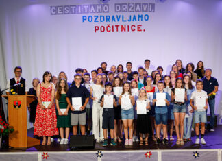 Prireditev od dnevu državnost in zaključku šolskega leta