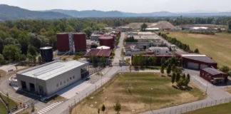 Novi objekt CČN Domžale-Kamnik za nadgradnjo sušenja blata. (Foto: Mitja Legat, avgust 2026)