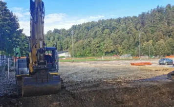 V teku je prenova nogometnih igrišč v Športnem parku Mengeš