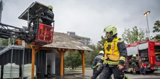 Preventivni dan PGD Kamnik: gasilci odprli vrata in predstavili svoje delo
