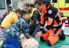 Svetovni dan oživljanja v Kamniku: novo znanje, dva defibrilatorja in prvič tudi srečanje prvih posredovalcev